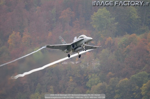 2009-10-08 Meiringen 057 McDonnell Douglas FA-18C Hornet